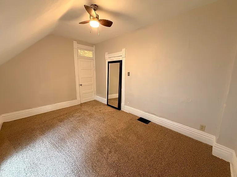 2230 N Ogden St — Photo 15