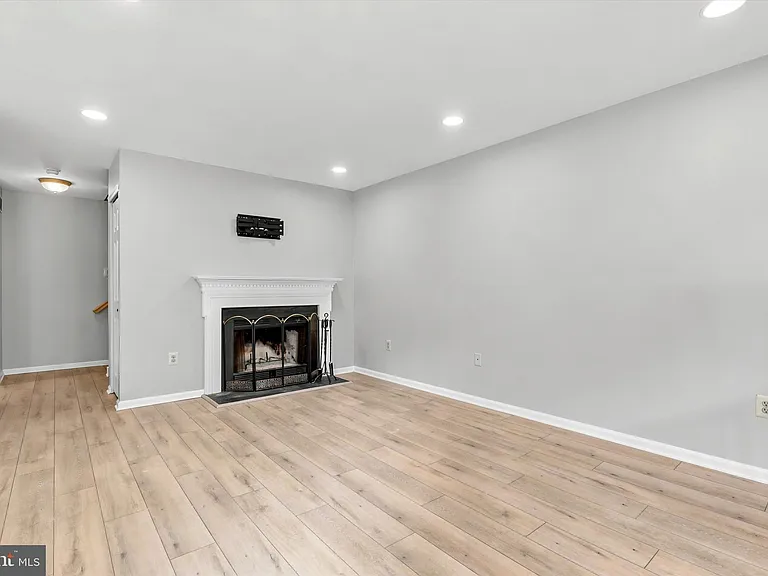 645 Muhlenberg Dr #407 — Photo 7