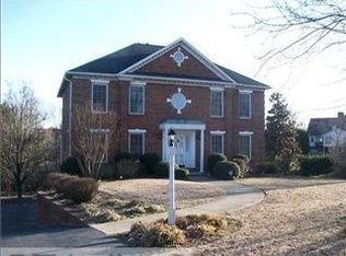 1637 Slane Rd, Clemmons, NC 27012