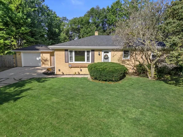 1408 Meadowlane AVENUE, Mount Pleasant, WI 53406