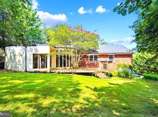5508 Pembroke Ter, Bethesda, MD 20817