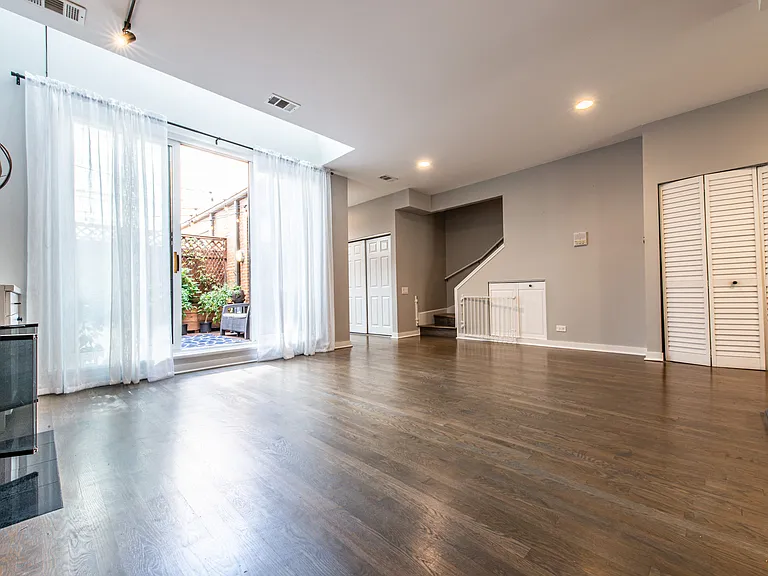 2707 N Halsted St #3 — Photo 21