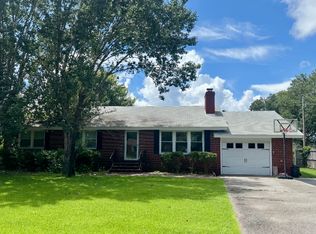 14 Jeb Stuart Dr, Wilmington, NC 28412