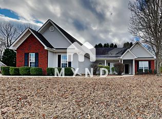 145 Ficus Ln, Fayetteville, GA 30215