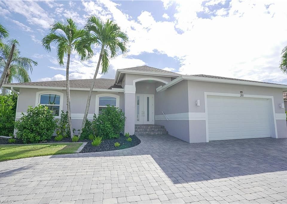 1st image of 201 S Bahama Ave