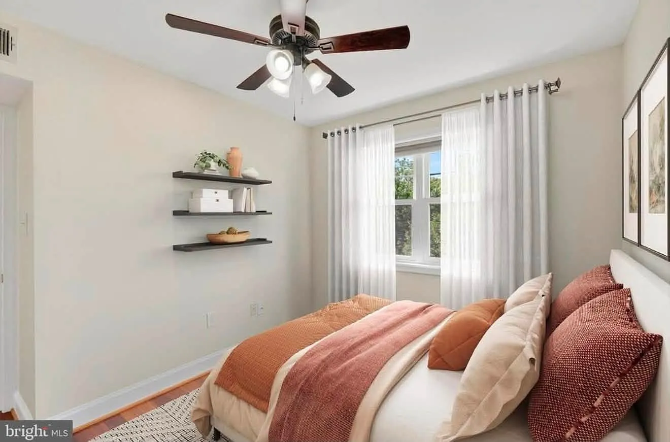 2 bed, 740 sqft, $1,500 — Photo 3