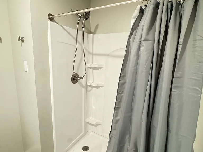 328 E Highland Ave #C — Photo 5