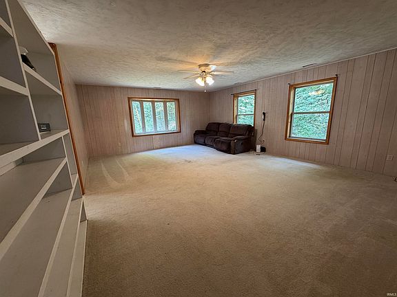 5th image of 7675 Ault Rd