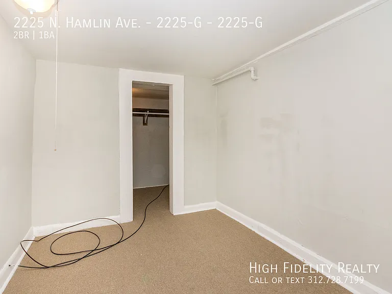 2225 N Hamlin Ave #G — Photo 7
