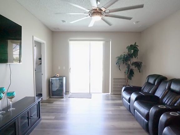 5th image of 539 Knollwood Dr
