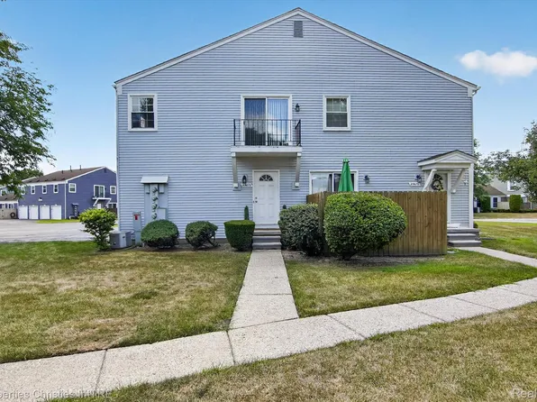 23672 N Rockledge, Novi, MI 48375