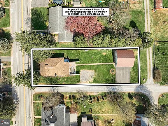5th image of 34 Mill St