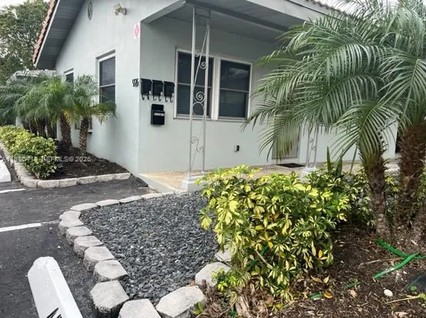 926 NE 18th St APT 2, Fort Lauderdale, FL 33305