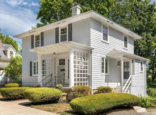 233 Vinton St, Melrose, MA 02176