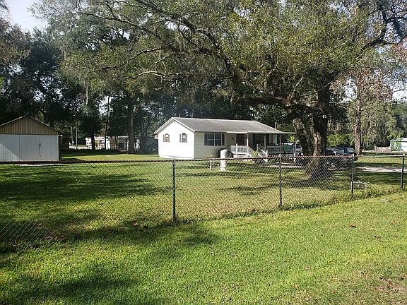 3rd image of 7127 Young St