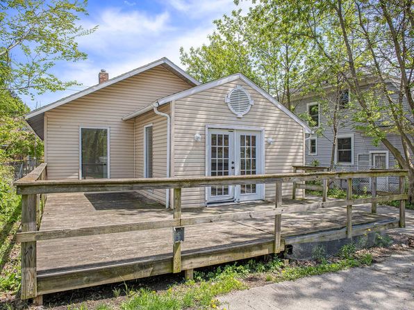 813 N Jenison Ave, Lansing, MI 48915