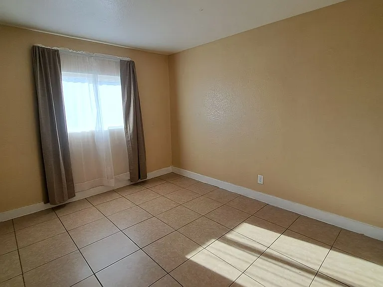 4260 Vornsand Dr — Photo 5