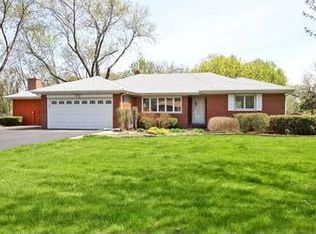 305 Lonsdale Rd, Prospect Heights, IL 60070