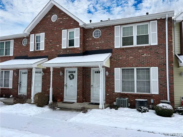 37 Olde Stone Ln, Lancaster, NY 14086