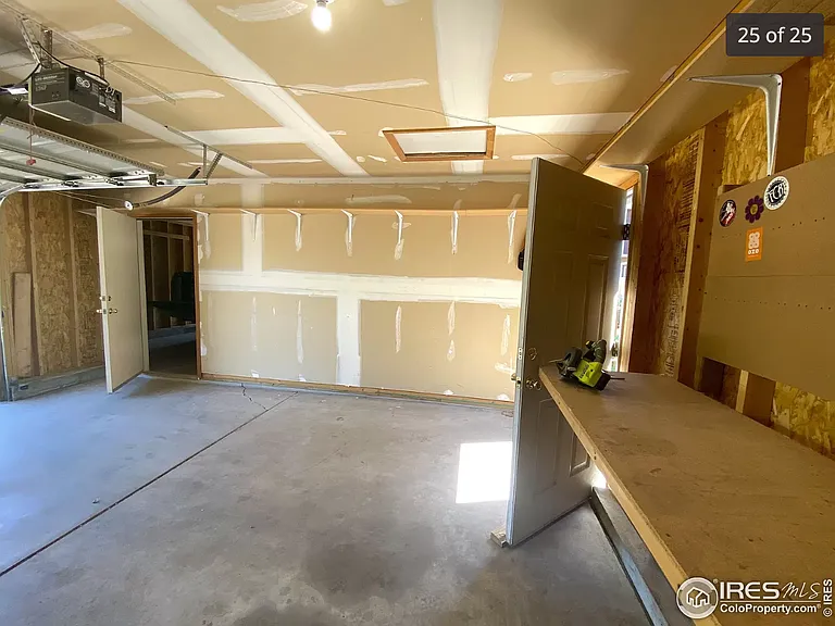 1000 Cuerto Ln #B — Photo 24