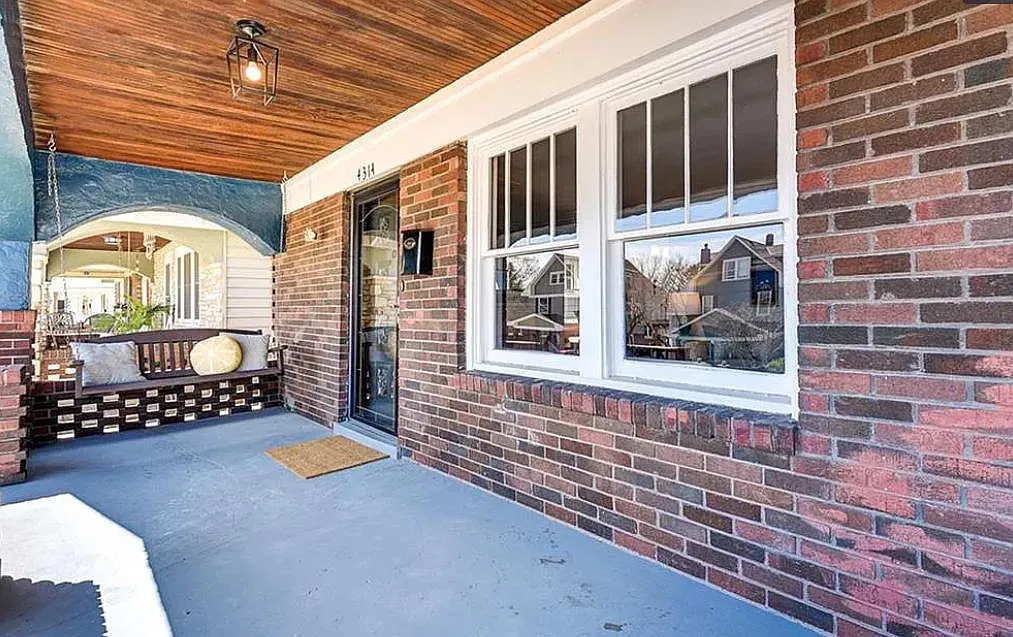3 bed, 1720 sqft, $2,600 — Photo 3