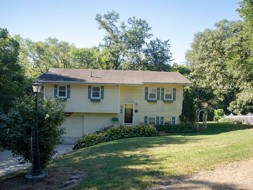 1st image of 709 Beacon Dr