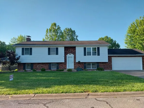 1026 Raymond Dr, Red Bud, IL 62278