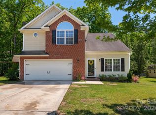 1209 Somerset Dr, Lancaster, SC 29720