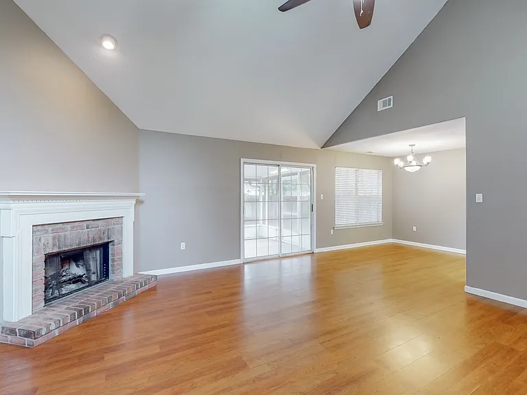 145 Hope Creek Dr — Photo 6