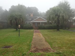 1215 Lanier Blvd, Brunswick, GA 31520