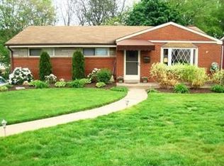 5023 Debra Dr, Pittsburgh, PA 15236
