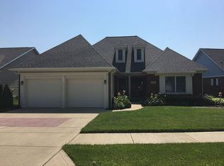 2353 Somerset Cir, Franklin, IN 46131
