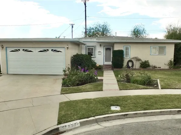 2277 San Vicente Ave, Long Beach, CA 90815
