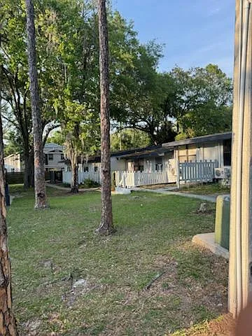 4731 N Pine Hills Rd — Photo 2