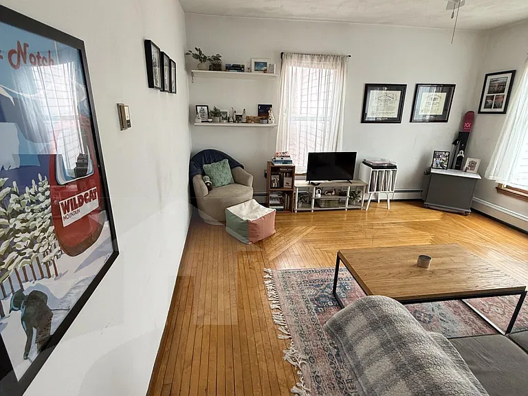 585 Somerville Ave #2A — Photo 7