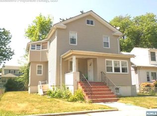 811 Jassamine Way, Fort Lee, NJ 07024
