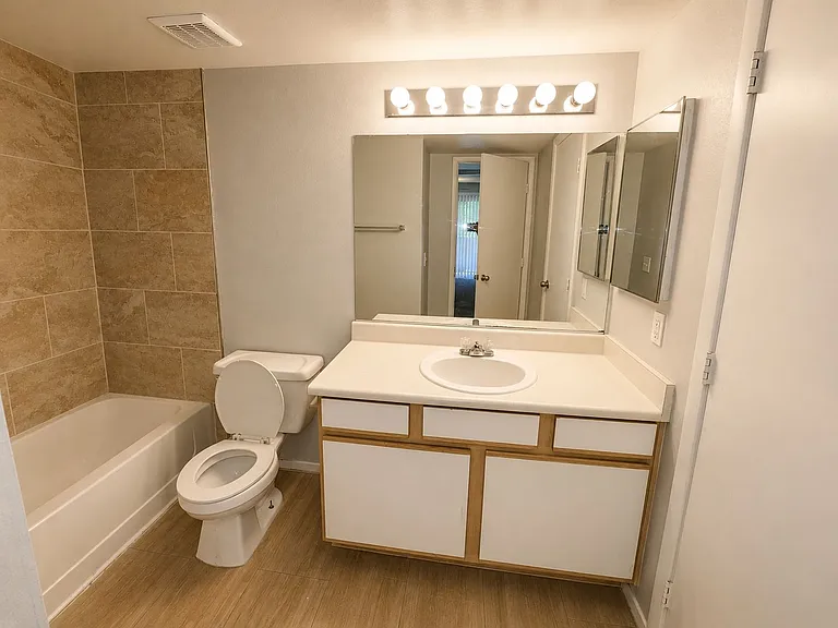 2300 E Silverado Ranch Blvd #2140 — Photo 10