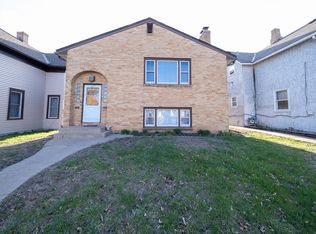 654 Madison St NE APT 2, Minneapolis, MN 55413