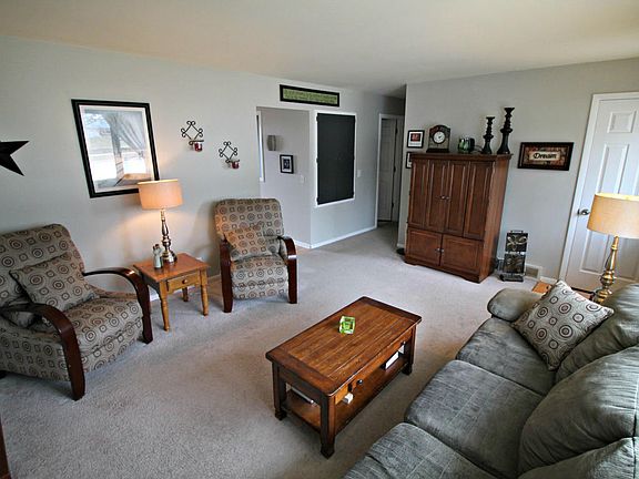 5th image of 1312 Roosevelt Dr S