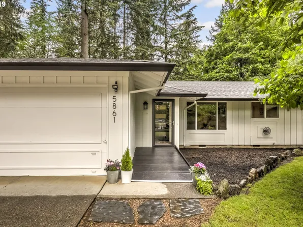 5861 SW Benfield Ct, Lake Oswego, OR 97035