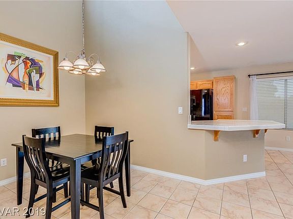 4th image of 7318 Agapanthus Ct