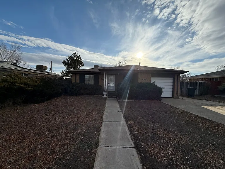 3182 Uvalda St — Photo 3
