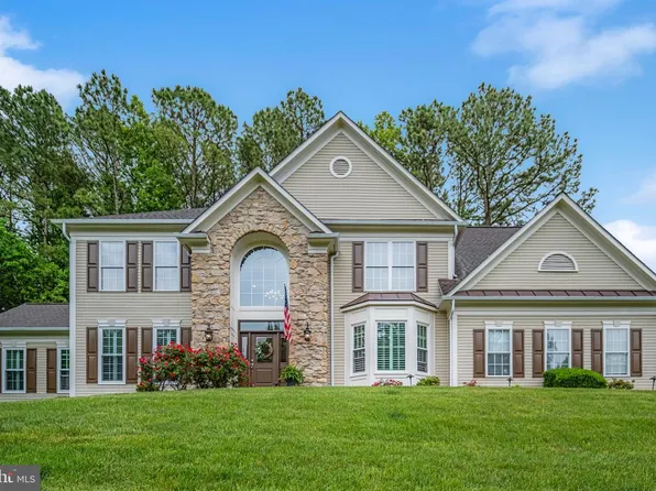 1 Tinder Ct, Stafford, VA 22554