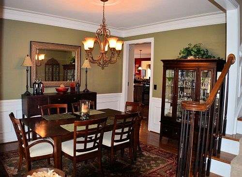 3rd image of 282 Corona Cir