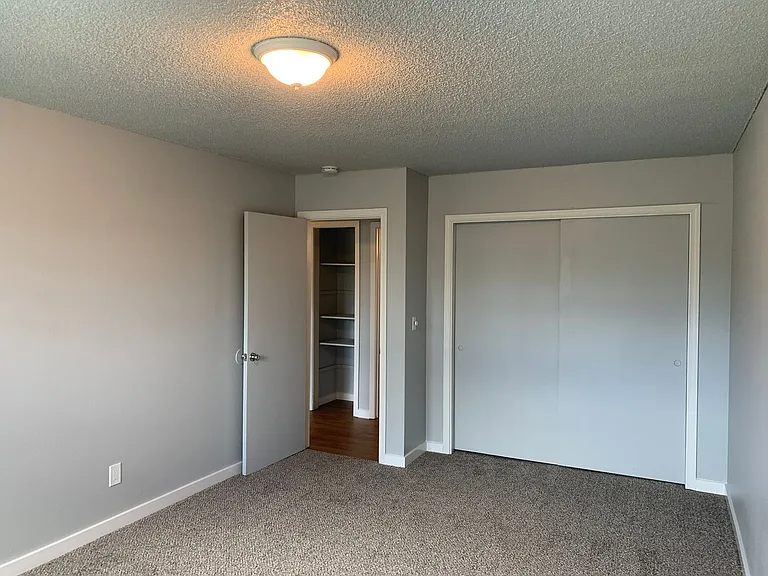 ES2275 -Eagle Rock Apartments — Photo 52