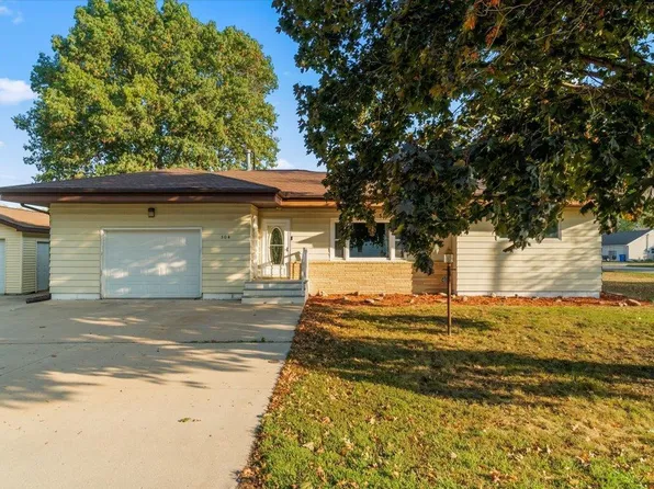 304 W Elder St, Dike, IA 50624