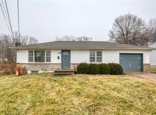 1422 S Randall Rd, Independence, MO 64055