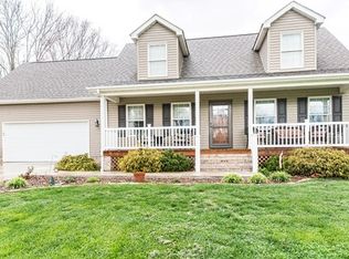 853 Panacella Dr, Abingdon, VA 24210