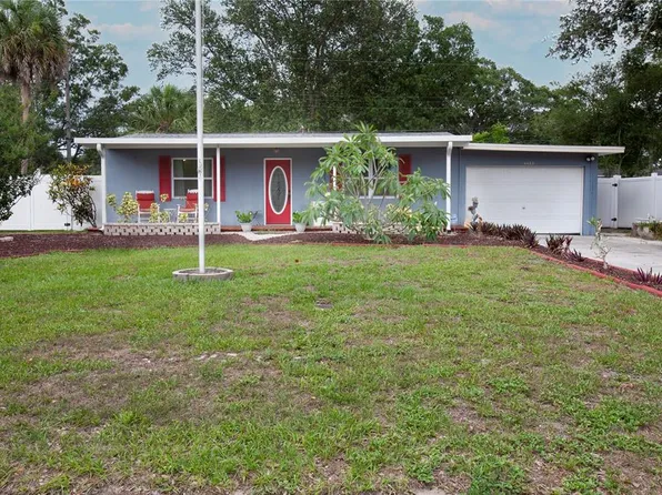 4423 Crestwood Dr N, Saint Petersburg, FL 33714