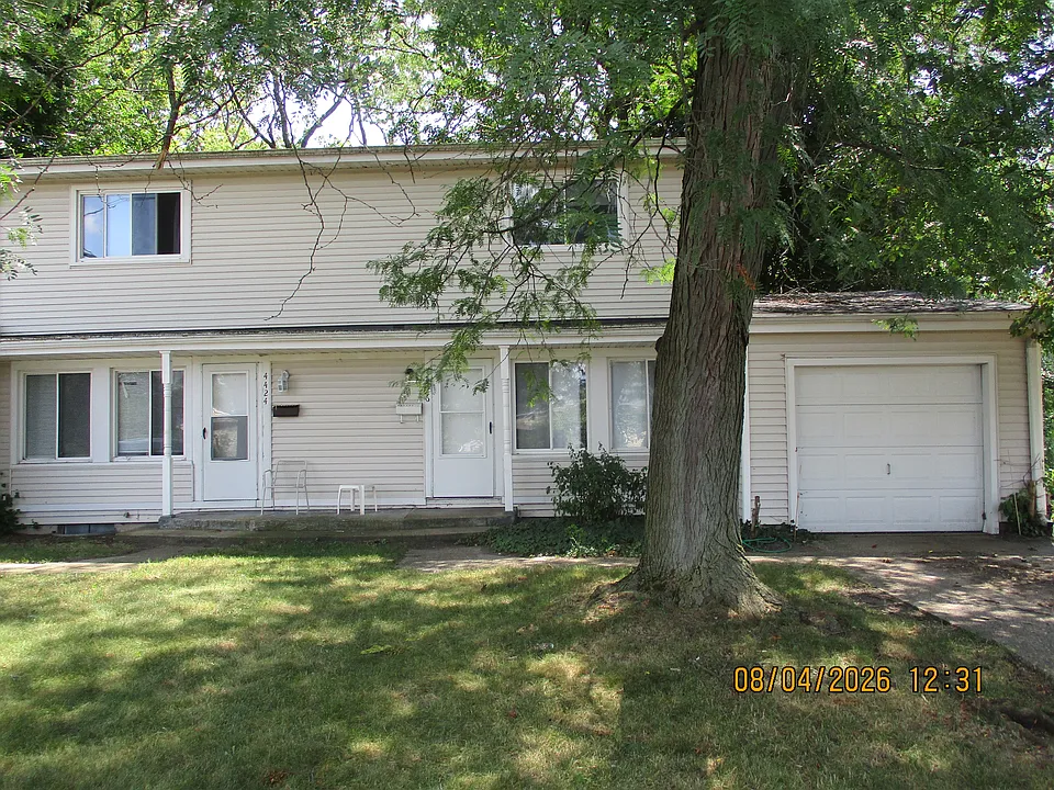 4426 Huron Cir